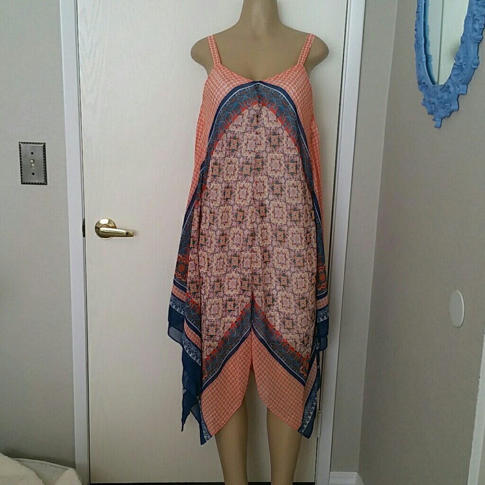 NWT Luxology handkerchief dress